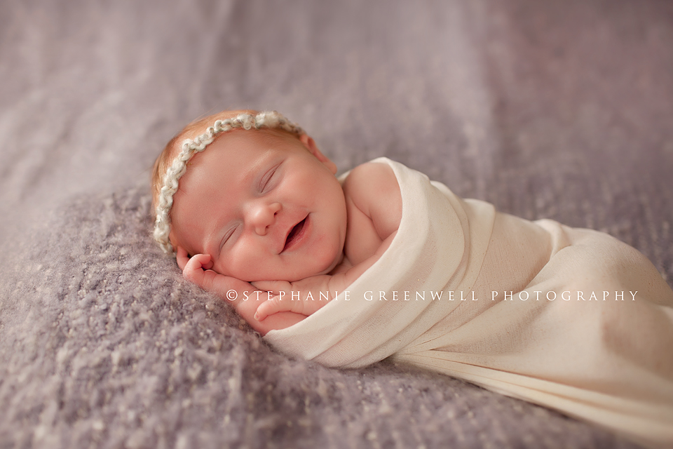 jewelya stephanie deere redhead newborn baby halo smiling southeast missouri newborn photography