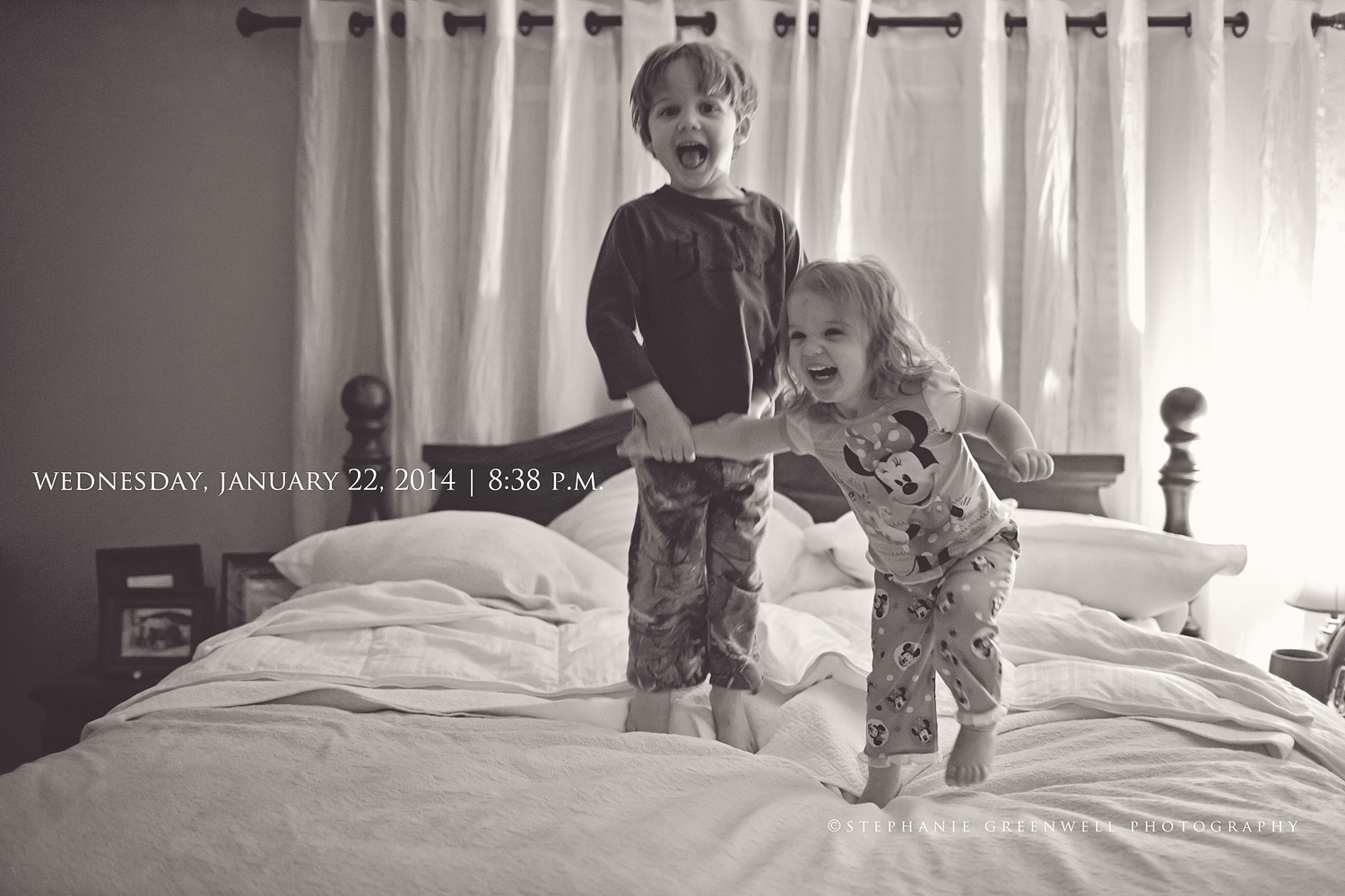 kids jumping on bed laughing lifestyle home southeast missouri photographer stephanie greenwell